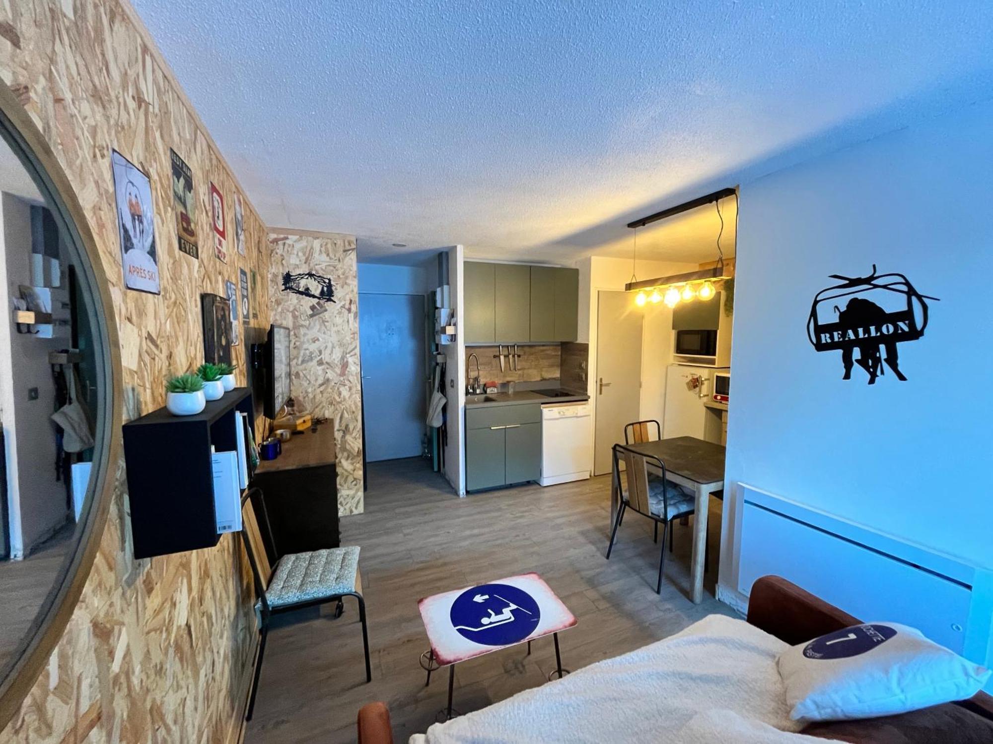 Apartment Les Loulous Reallon